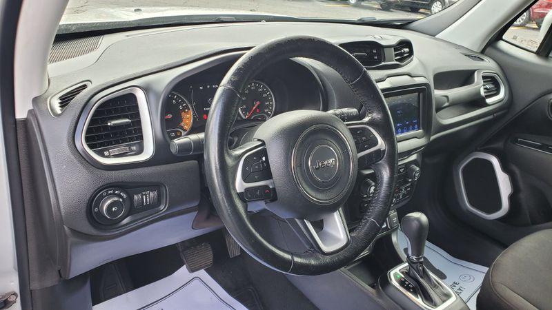 2018 Jeep Renegade Latitude FWD