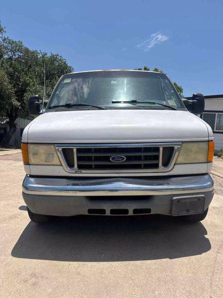 2004 Ford E-350 Cutaway Standard for sale in Austin, TX