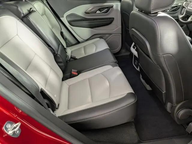 2023 GMC Terrain FWD SLT