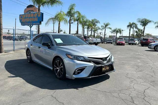 2020 Toyota Camry SE for sale in Bakersfield, CA