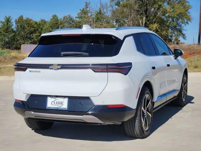 2025 Chevrolet Equinox LT 2