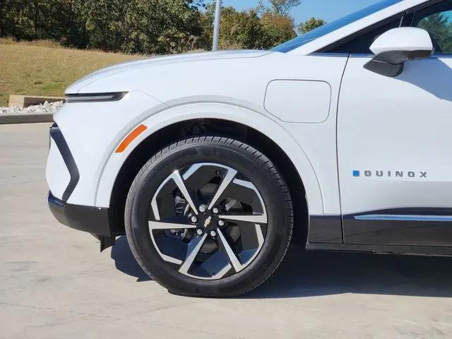 2025 Chevrolet Equinox LT 2
