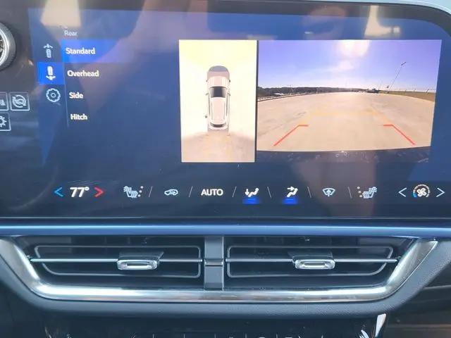 2025 Chevrolet Equinox LT 2