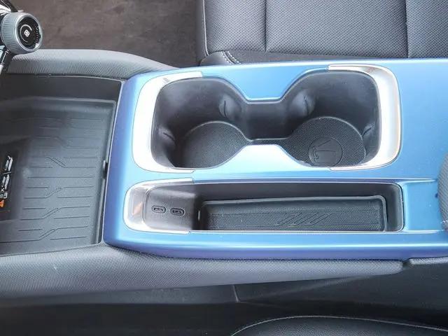 2025 Chevrolet Equinox LT 2