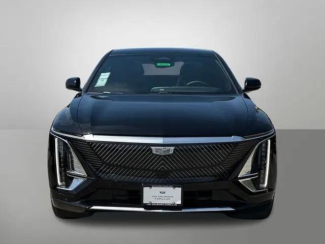 2025 Cadillac iQ Luxury w/1SC
