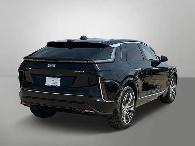 2025 Cadillac iQ Luxury w/1SC