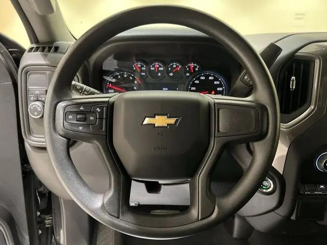 2025 Chevrolet Silverado 1500 2WD Crew Cab Short Bed Custom