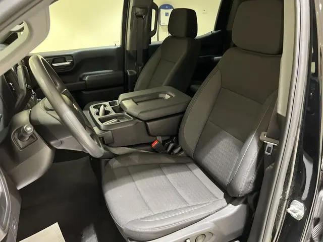 2025 Chevrolet Silverado 1500 2WD Crew Cab Short Bed Custom