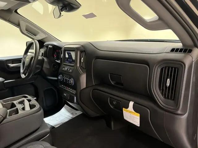 2025 Chevrolet Silverado 1500 2WD Crew Cab Short Bed Custom