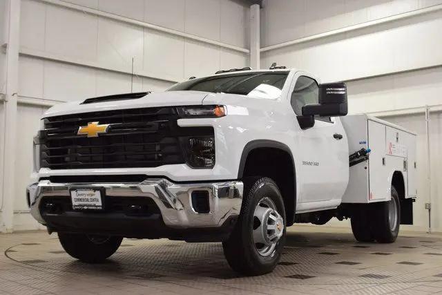 2025 Chevrolet Silverado 3500HD Work Truck