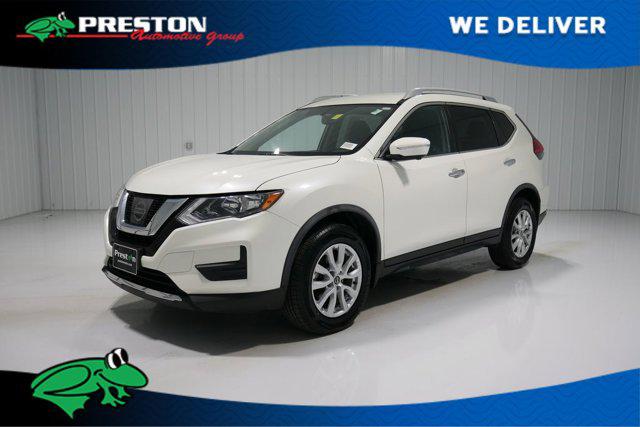 2017 Nissan Rogue SV for sale in Denton, MD
