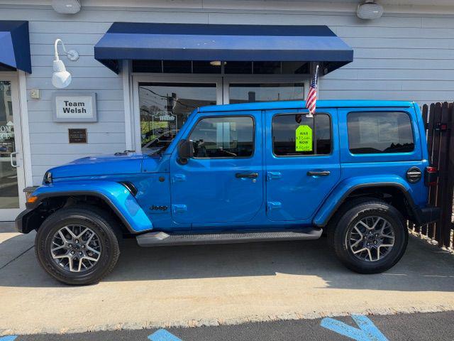2025 Jeep Wrangler 4-Door Sahara 4x4
