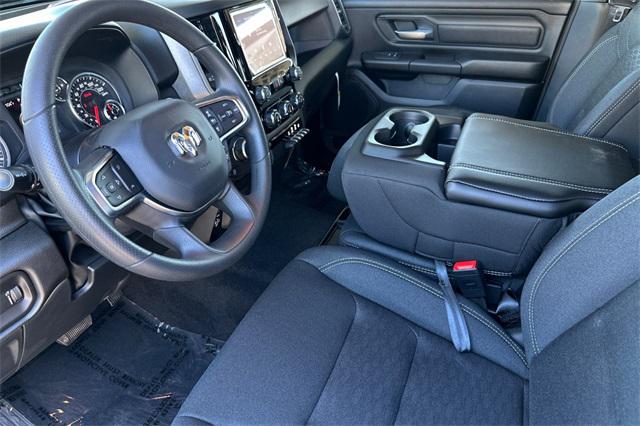 2025 RAM Ram 1500 RAM 1500 TRADESMAN CREW CAB 4X2 57 BOX
