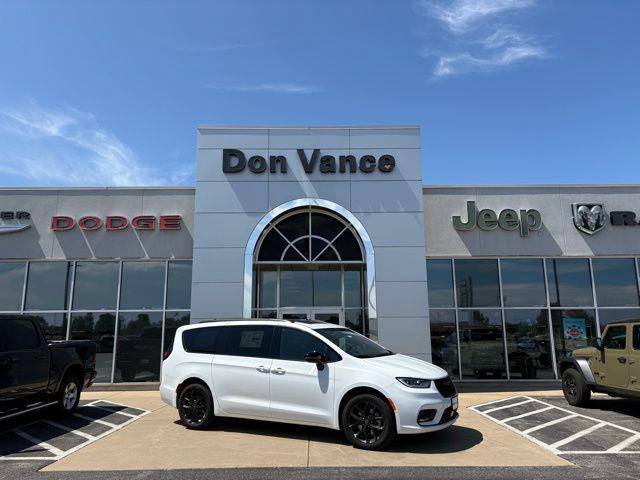 2026 Chrysler Pacifica PACIFICA LIMITED AWD 2026 Chrysler Pacifica PACIFICA LIMITED AWD