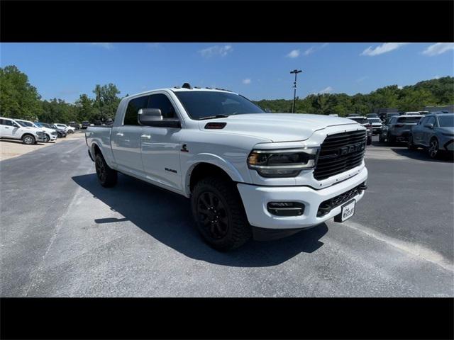 2022 RAM 3500 Laramie Mega Cab 4x4 64 Box