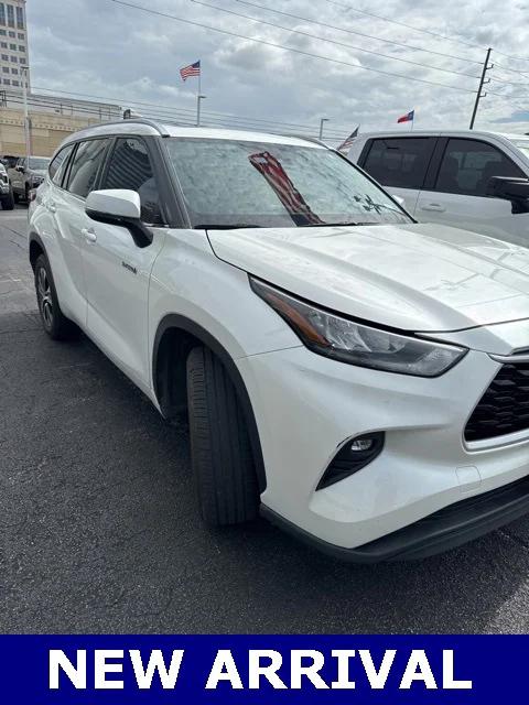 2020 Toyota Highlander Hybrid XLE