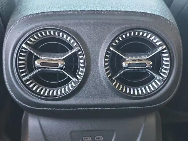 2025 Chevrolet V Blazer RWD LT