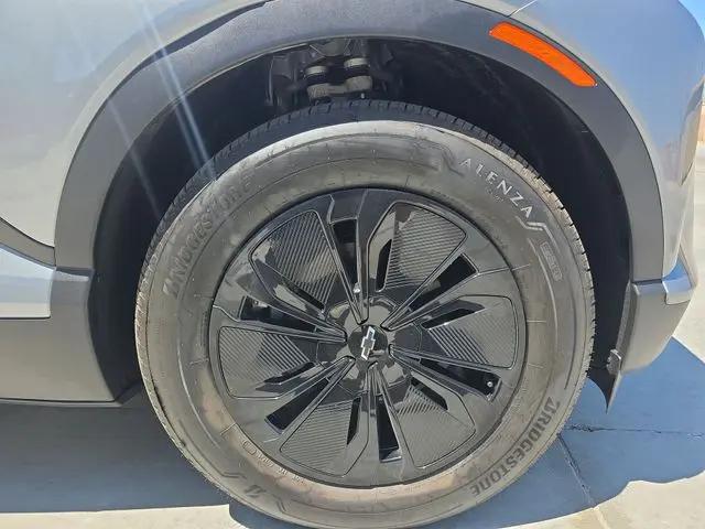 2025 Chevrolet V Blazer RWD LT