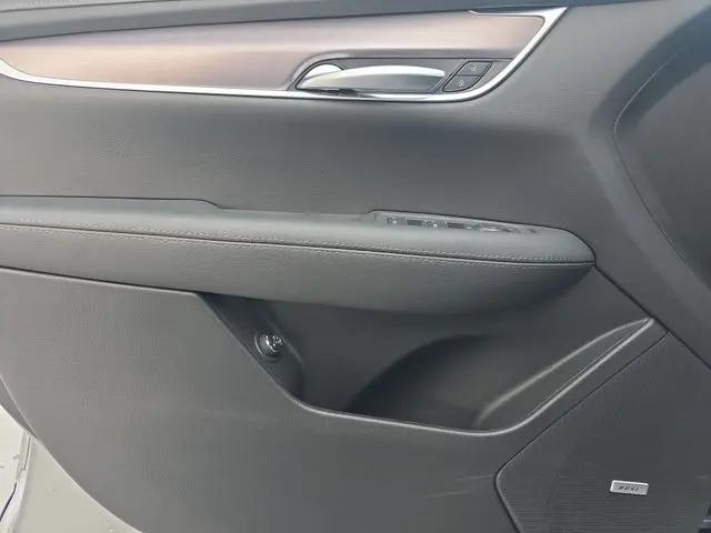 2025 Cadillac XT5 FWD Luxury