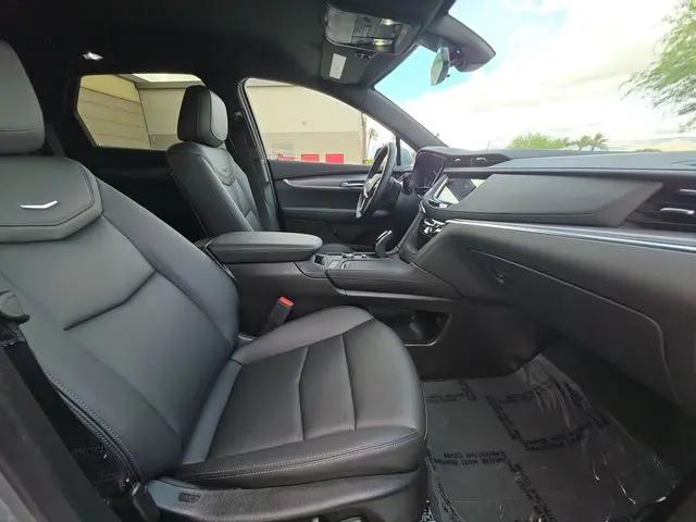 2025 Cadillac XT5 FWD Luxury