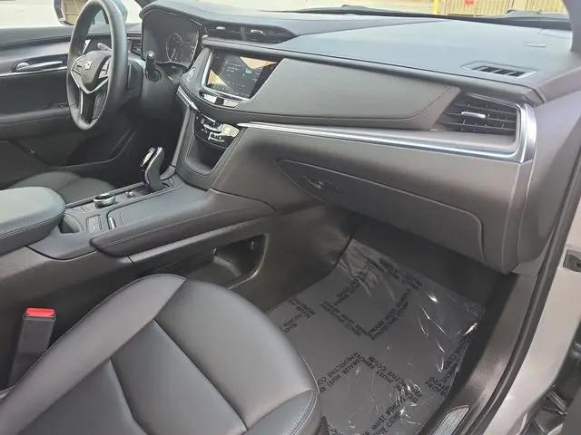 2025 Cadillac XT5 FWD Luxury