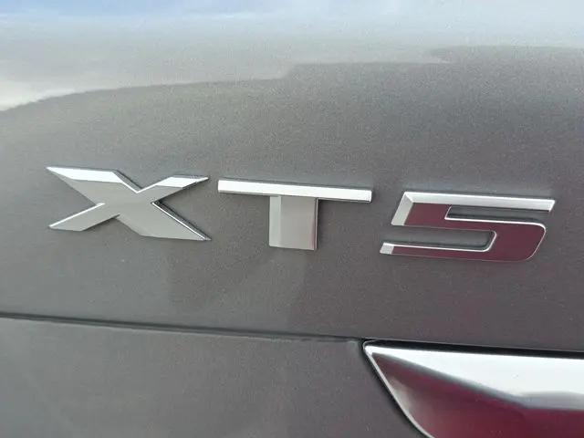 2025 Cadillac XT5 FWD Luxury