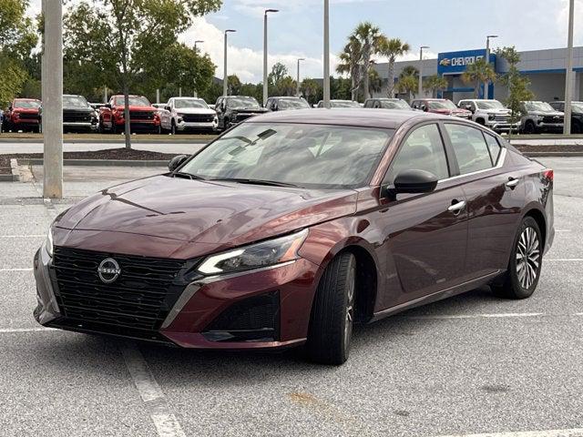 2024 Nissan Altima SV FWD