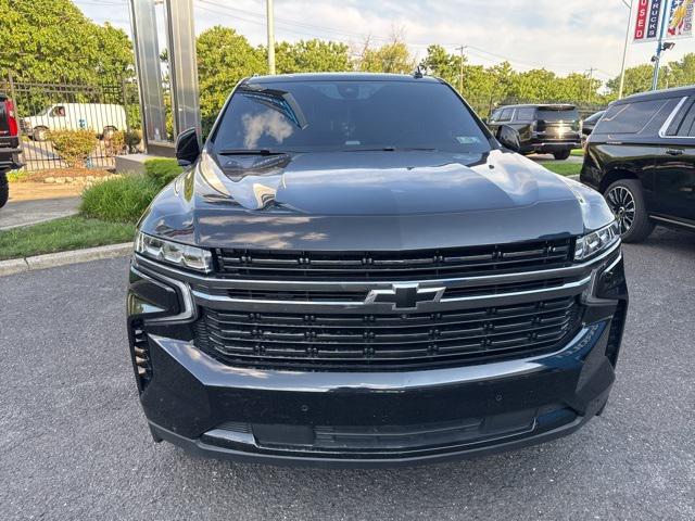 2022 Chevrolet Suburban 4WD RST