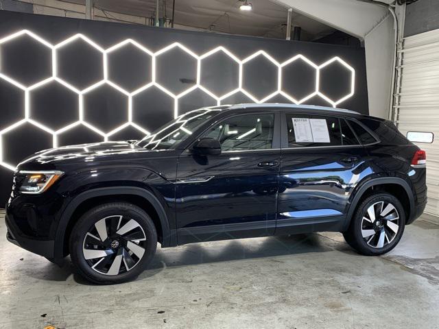 2024 Volkswagen Atlas Cross Sport 2.0T SE w/Technology