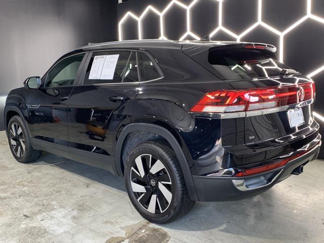 2024 Volkswagen Atlas Cross Sport 2.0T SE w/Technology