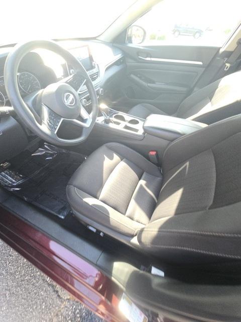 2023 Nissan Altima SV FWD