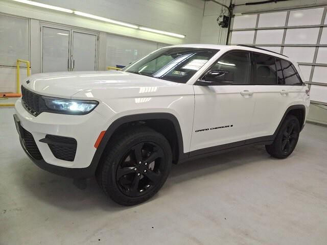 2023 Jeep Grand Cherokee Altitude 4x4