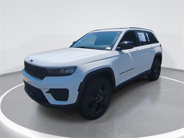 2023 Jeep Grand Cherokee Altitude 4x4