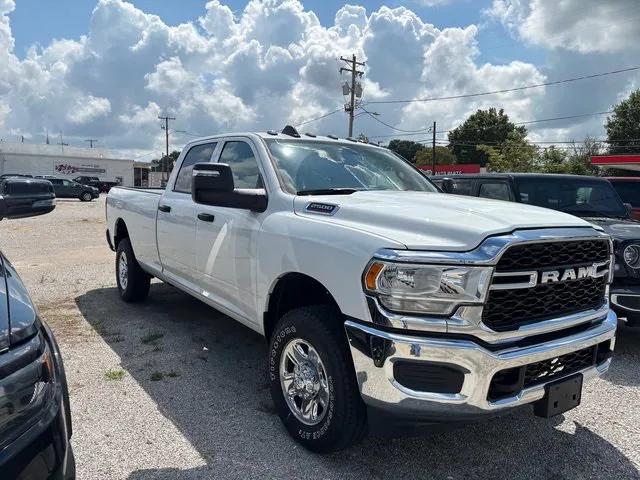 2024 RAM Ram 2500 RAM 2500 TRADESMAN CREW CAB 4X4 8 BOX