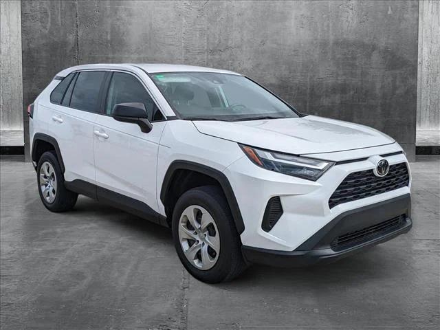 2023 Toyota RAV4 LE