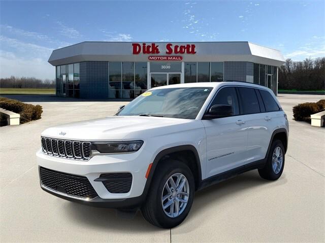 2023 Jeep Grand Cherokee Laredo 4x4