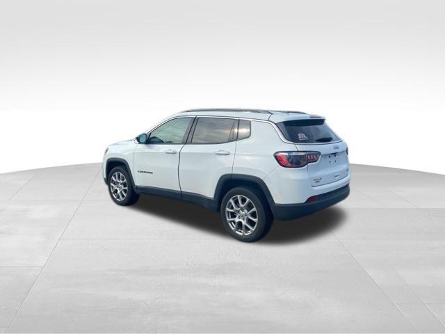 2022 Jeep Compass Latitude Lux 4x4