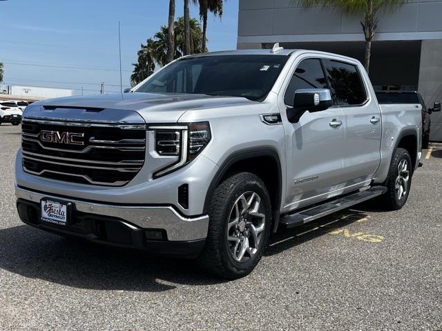 2022 GMC Sierra 1500 4WD Crew Cab Short Box SLT