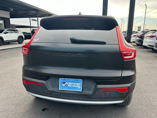 2024 Volvo XC40 B5 Plus Bright Theme