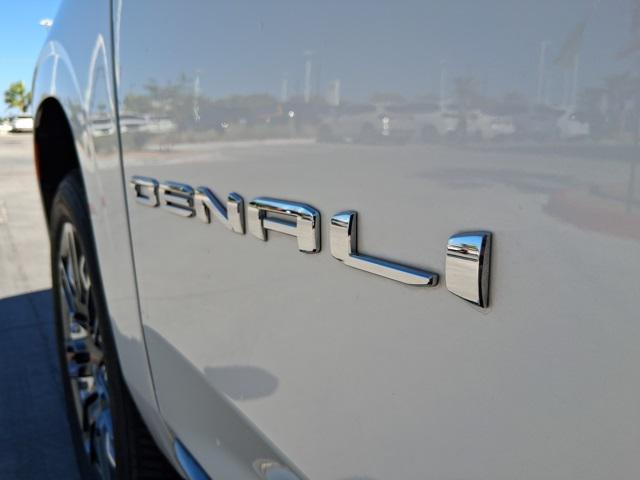 2024 GMC Yukon XL 4WD Denali Ultimate 2024 GMC Yukon XL 4WD Denali Ultimate