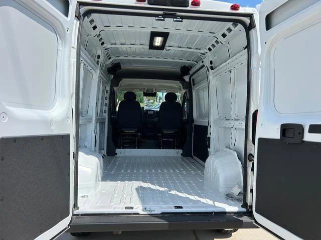 2024 Ram ProMaster Cargo Van Tradesman High Roof 136" WB w/Pass Seat