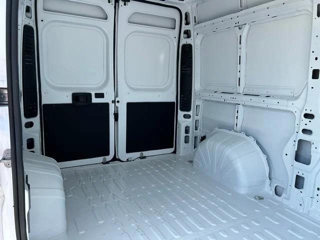 2024 Ram ProMaster Cargo Van Tradesman High Roof 136" WB w/Pass Seat
