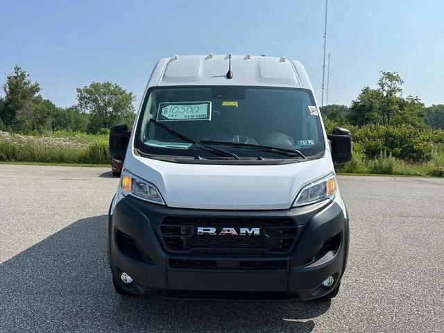2024 Ram ProMaster Cargo Van Tradesman High Roof 136" WB w/Pass Seat