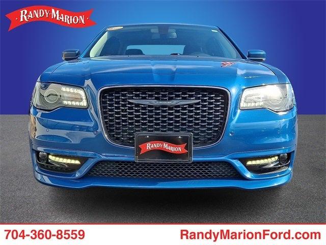 2021 Chrysler 300 Touring L