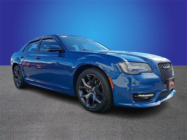 2021 Chrysler 300 Touring L