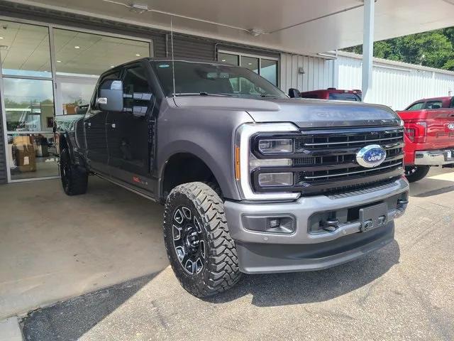 2025 Ford F-350 Platinum