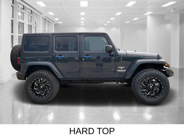 2017 Jeep Wrangler Unlimited Sahara 4x4