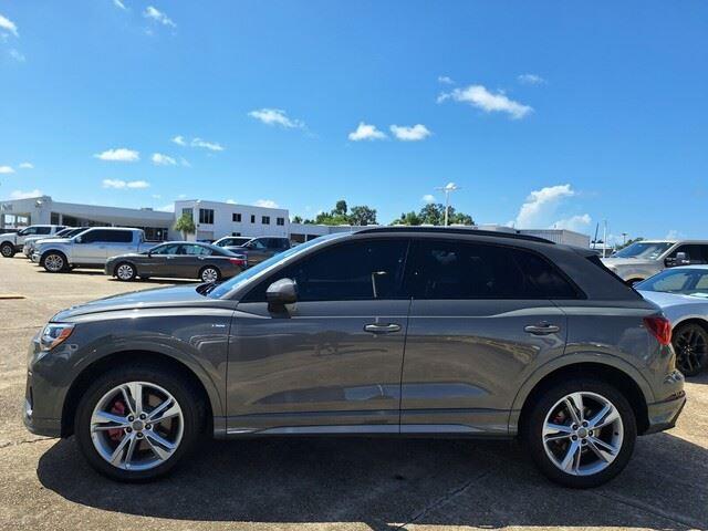 2020 Audi Q3 Premium 45 TFSI S line quattro Tiptronic