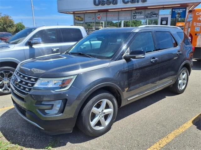 2016 Ford Explorer XLT 2016 Ford Explorer XLT