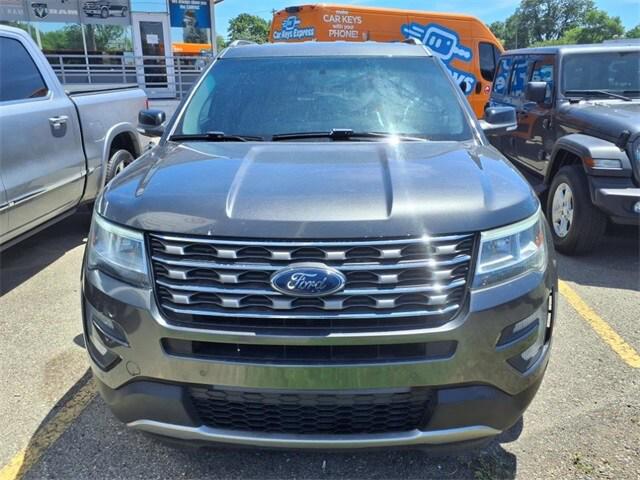2016 Ford Explorer XLT 2016 Ford Explorer XLT